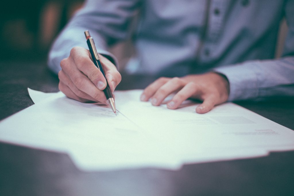 Consulta Gratuita con los Mejores Abogados Para Proceso de una Demanda por Lesiones en un Accidente, Responsable de Accidente y Lesiones Cercas de Mí en Oxnard California